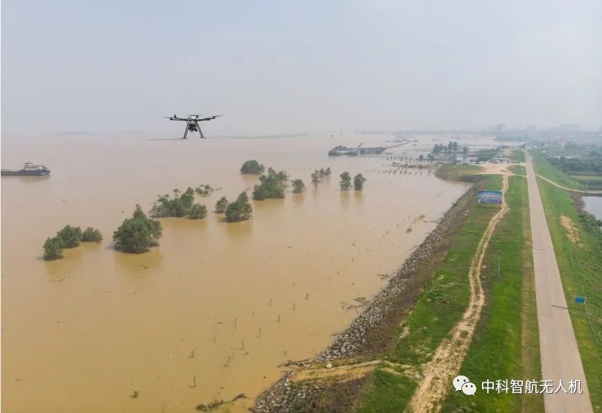 长春强降雨致洼地“成河”无人机助力成为好帮手